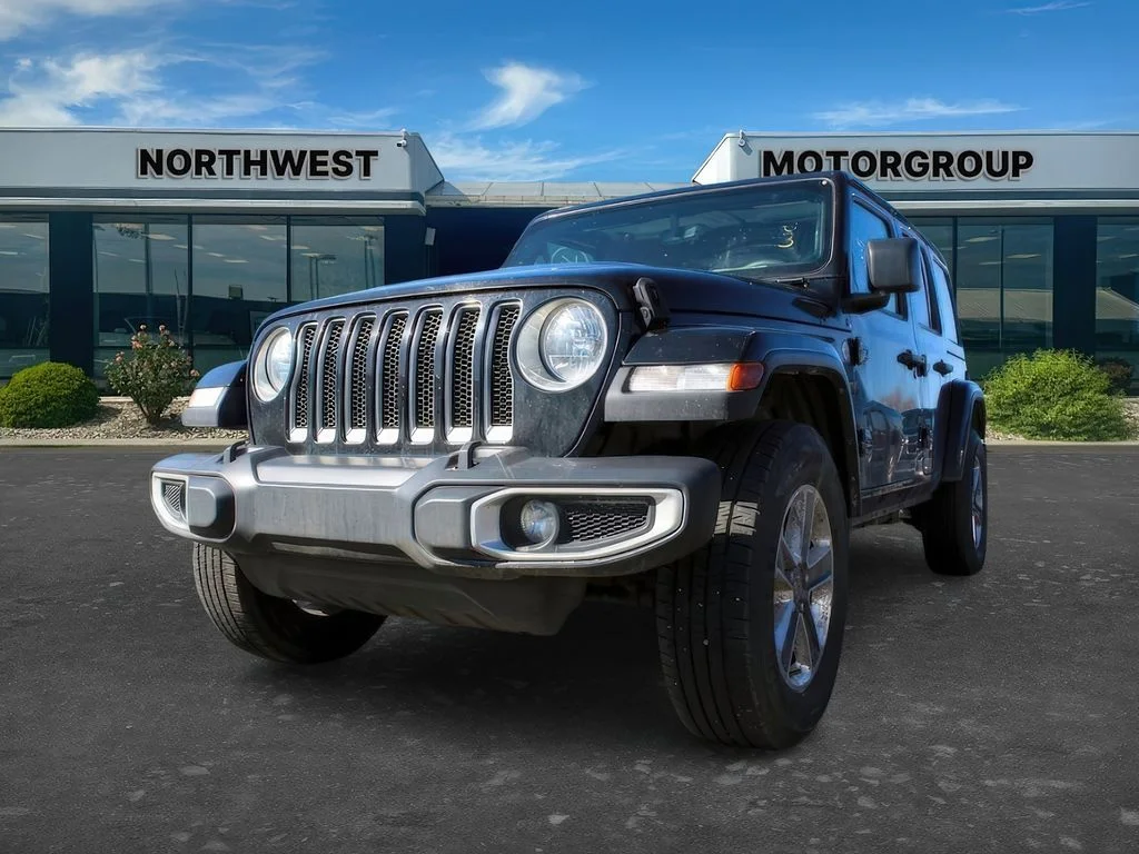 2023 Jeep Wrangler 4-Door Sahara - Photo 33