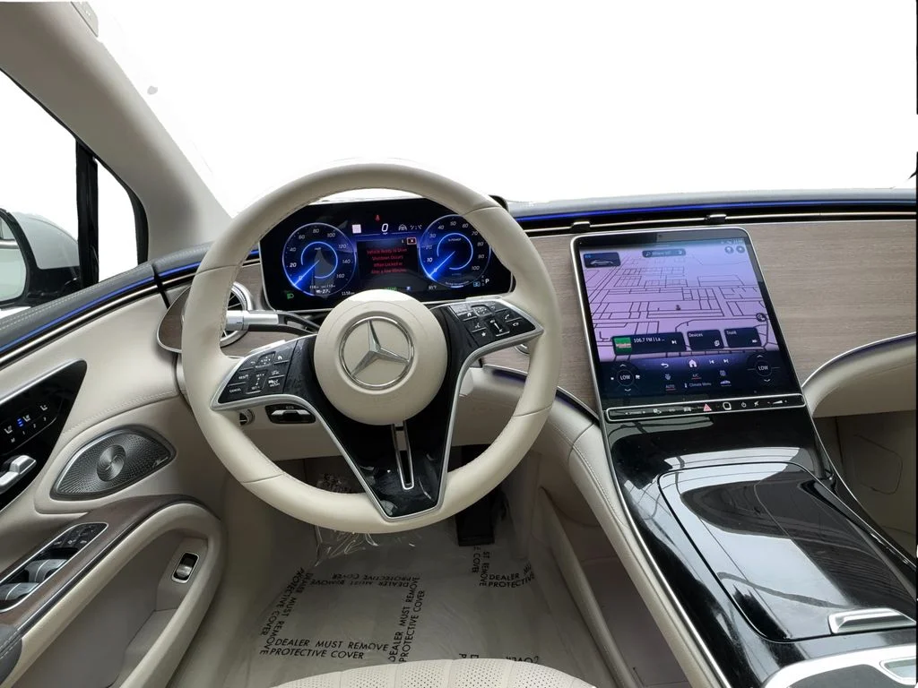 Used 2023 White Mercedes-Benz 450 image 33