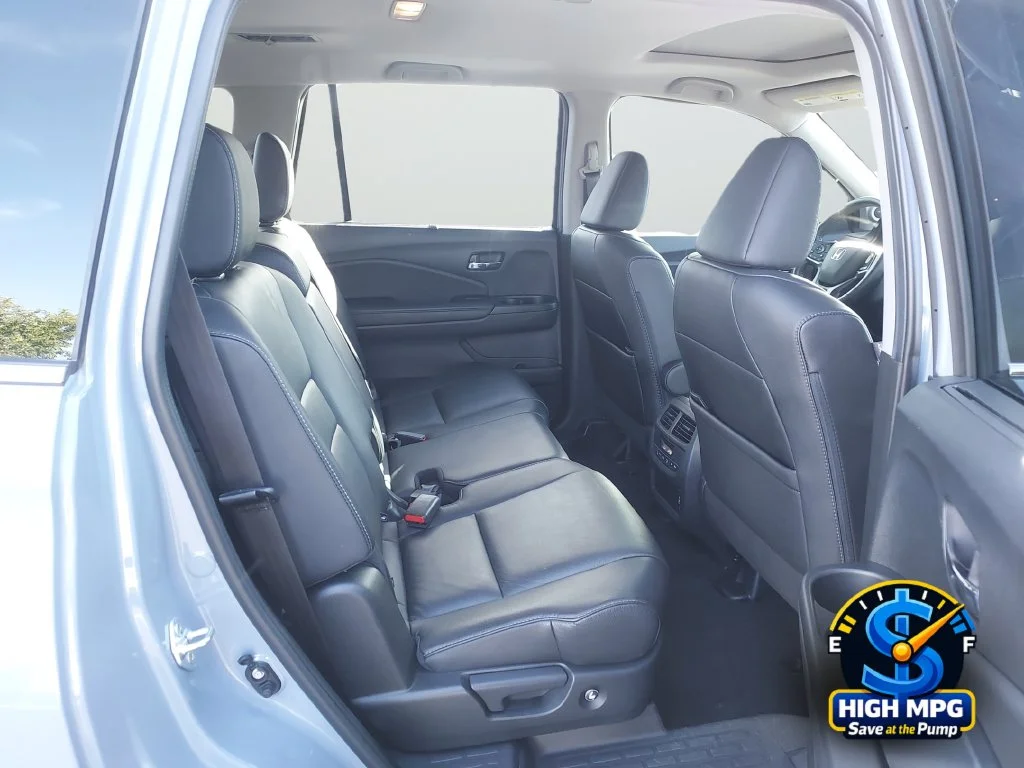 Certified Used 2022 Gray Honda Special Edition image 26