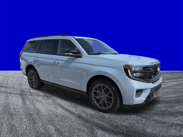New 2027 Glacier Gray Metallic Tri-Coat Ford Platinum image 2