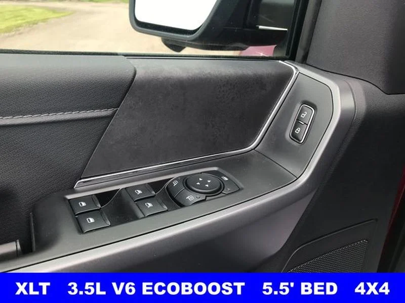 New 2026 Ruby Red Metallic Tinted Clearcoat Ford XLT image 6