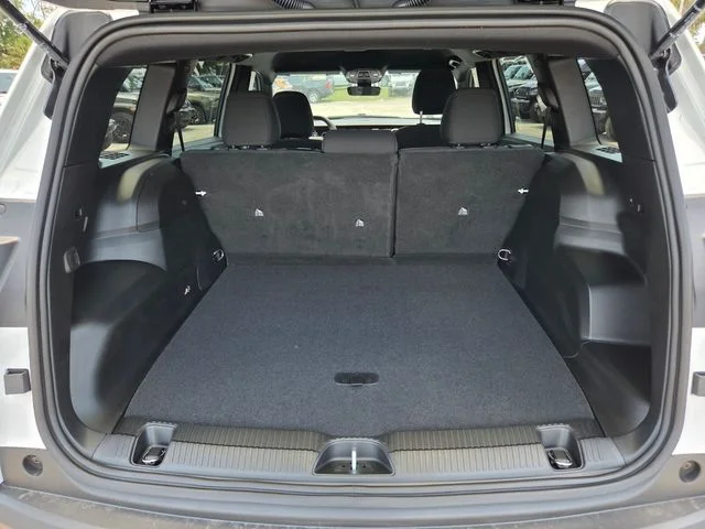 New 2026 Bright White Clearcoat Jeep Laredo image 15
