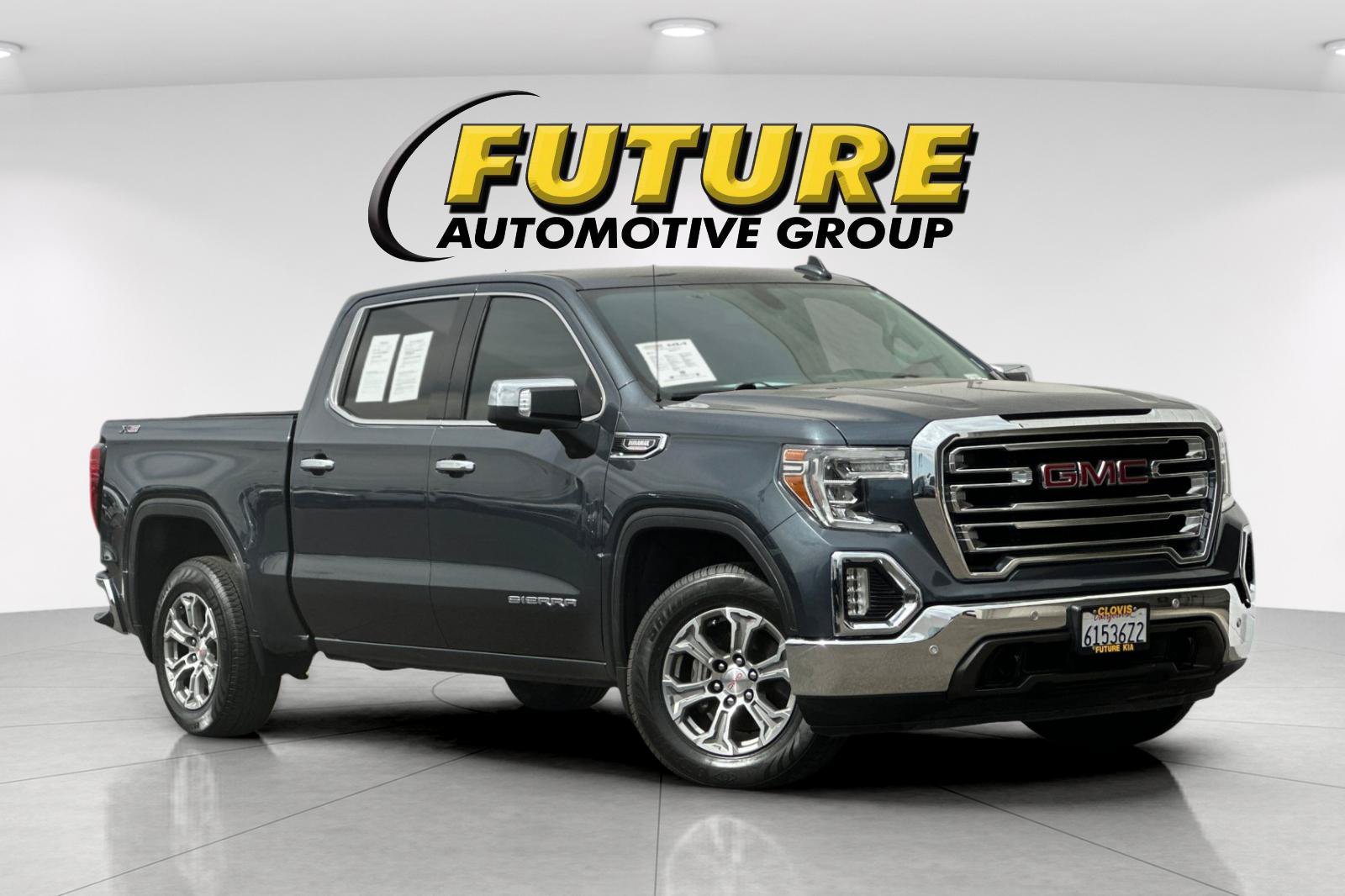 Used 2020 Blue GMC SLT image 2