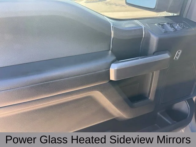 Used 2020 Black Ford XLT image 16