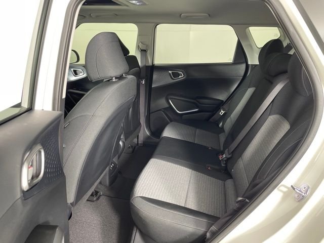 Used 2023 White Kia EX image 35