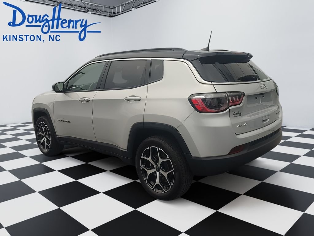 Used 2025 Silver Jeep Limited image 3