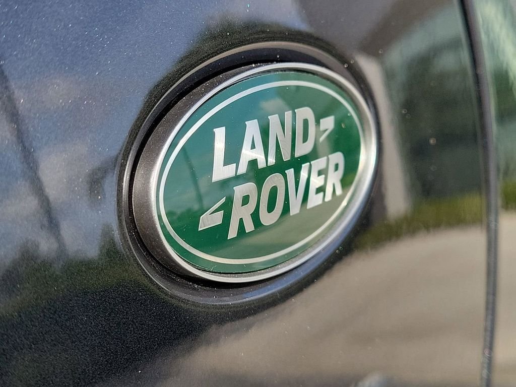2025 Land Rover Discovery Metropolitan Edition - Photo 10