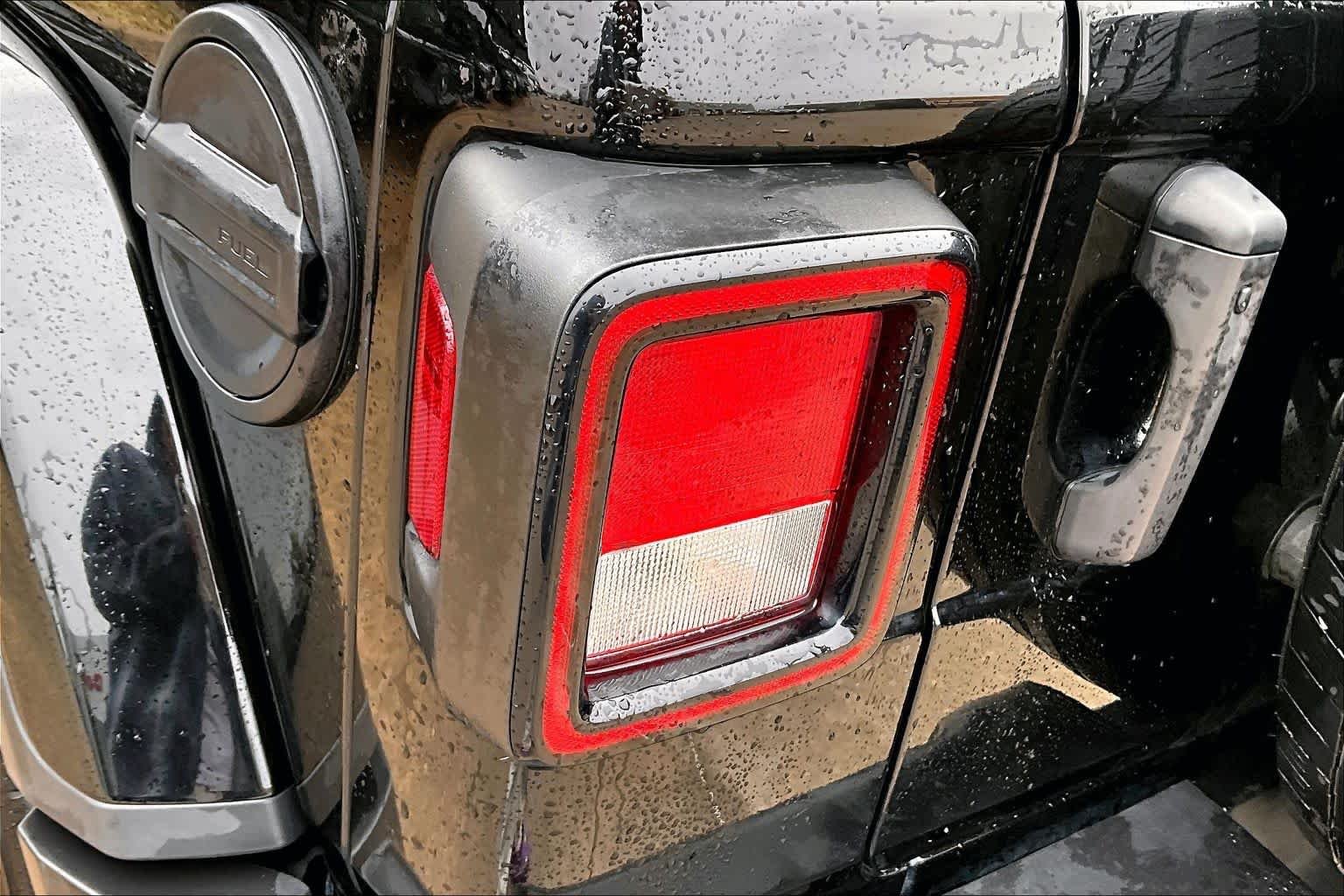 Used 2023 Black Clearcoat Jeep Sahara image 26