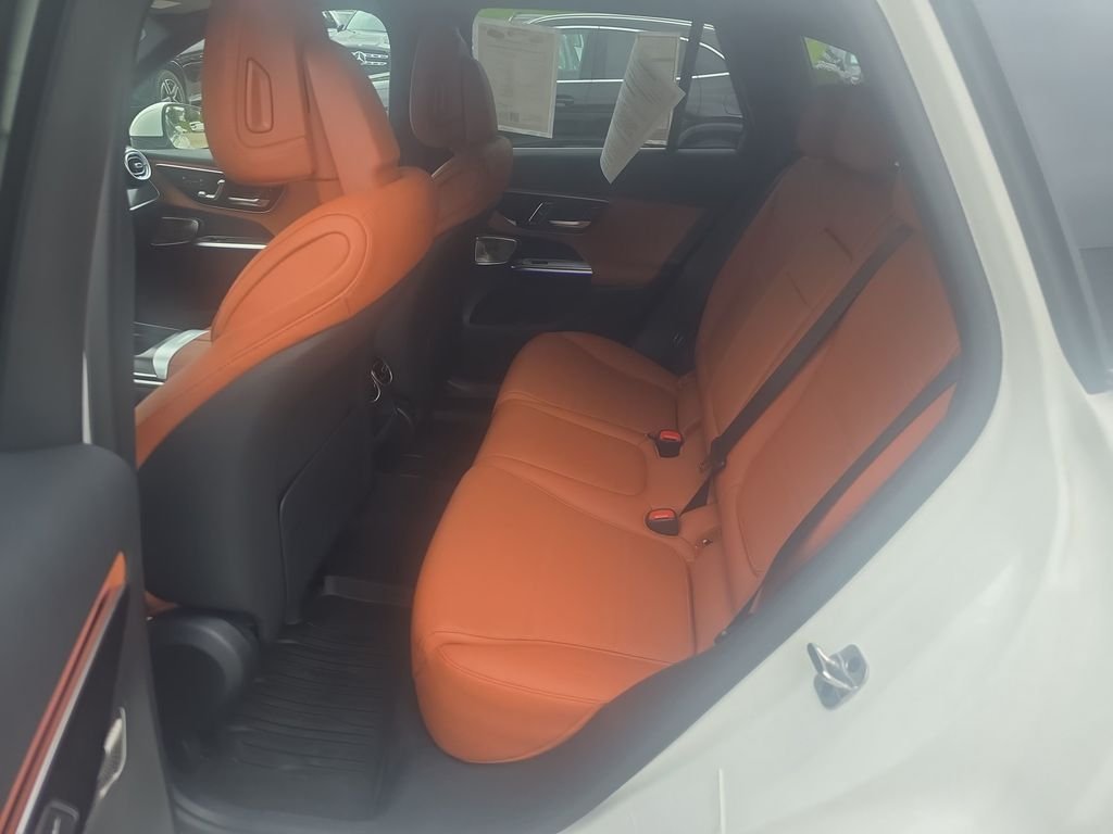 Used 2026 White Mercedes-Benz GLC 300 image 22
