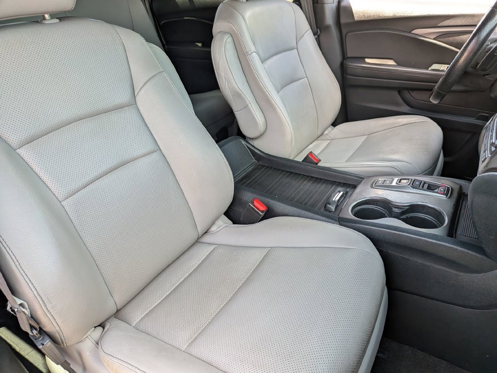 Used 2023 Blue Honda EX-L image 32