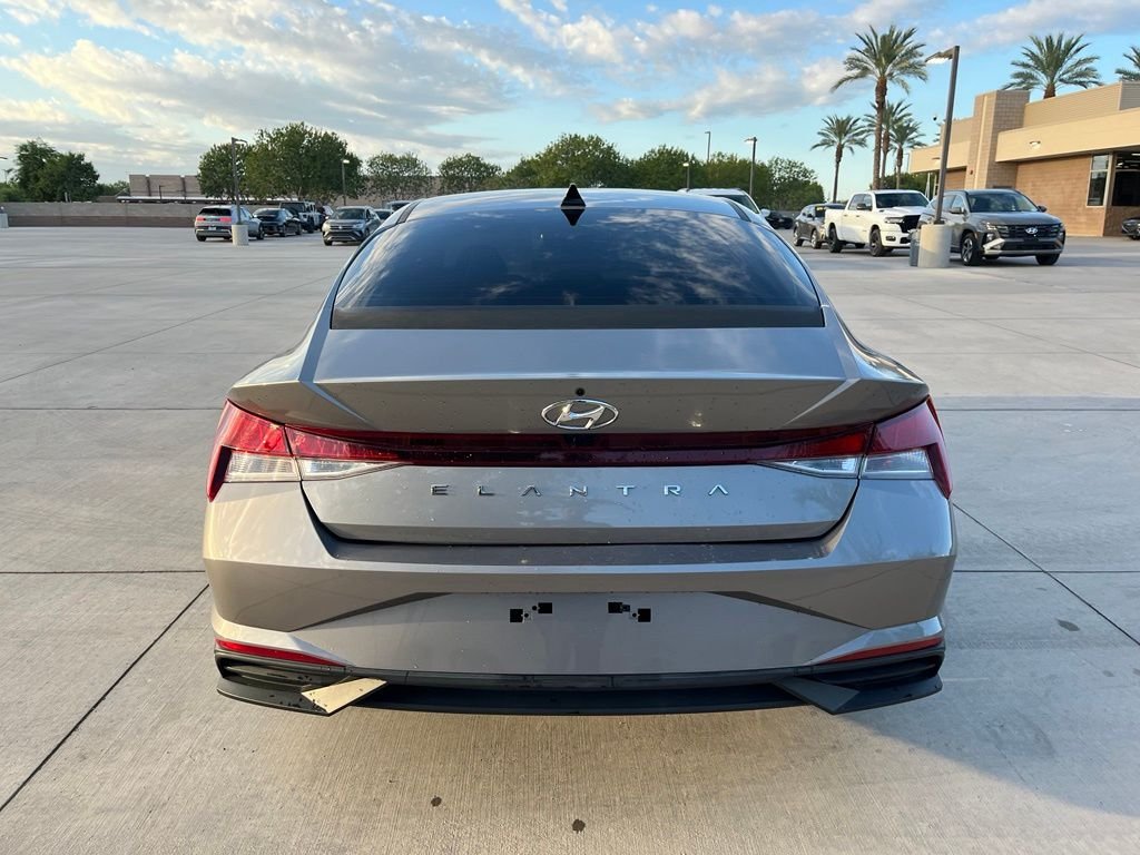 Used 2023  Hyundai SEL image 9