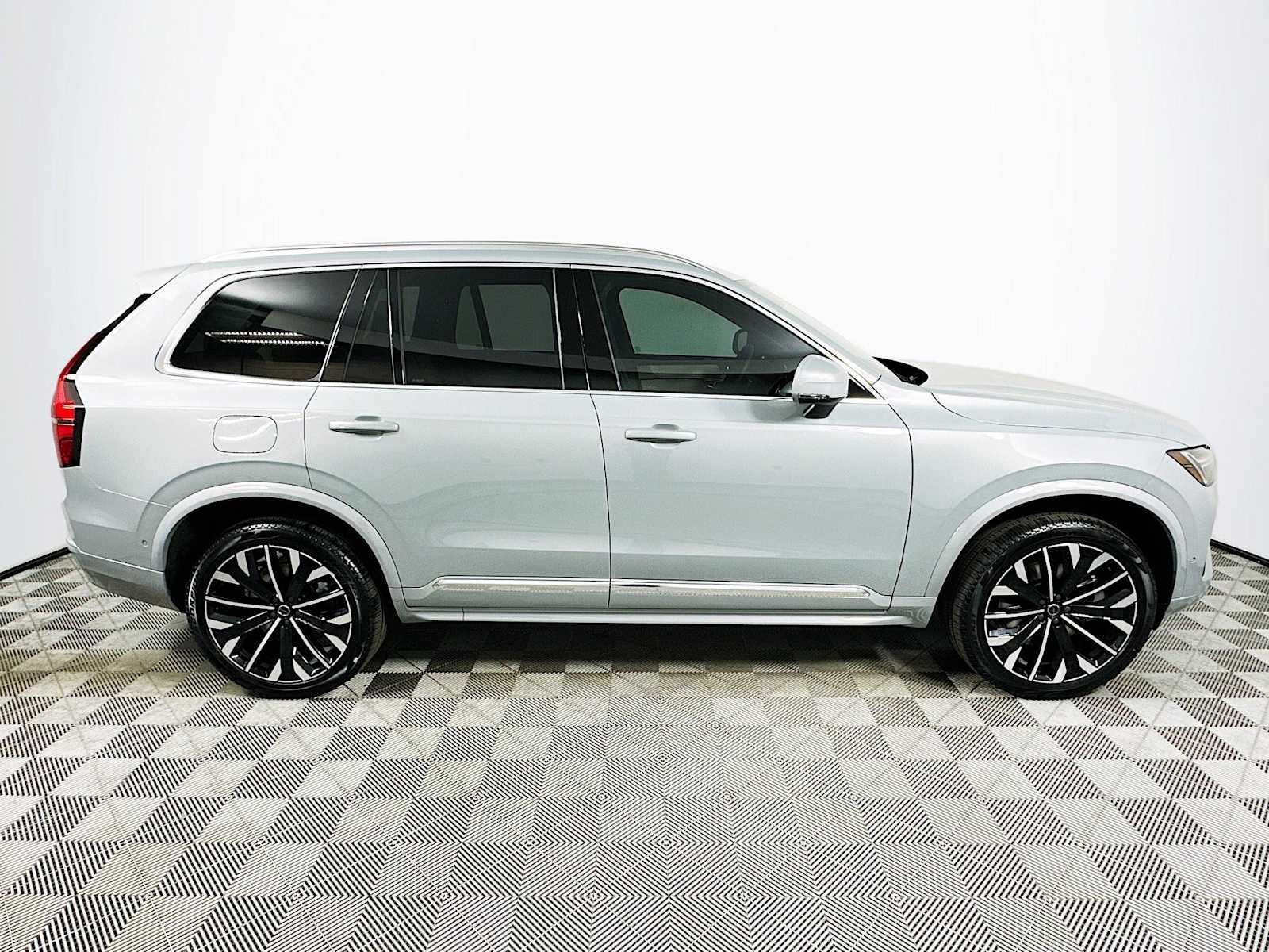 New 2026 Vapour Grey Volvo Plus image 8