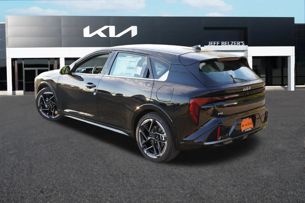 New 2026 Aurora Black Pearl Kia GT-Line image 5