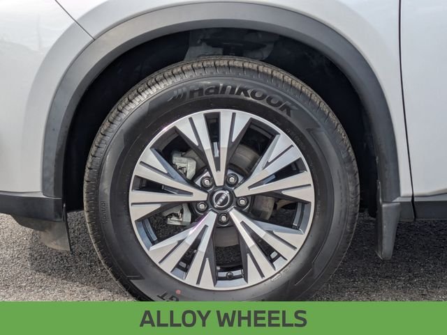 Used 2023 Silver Nissan SV image 12