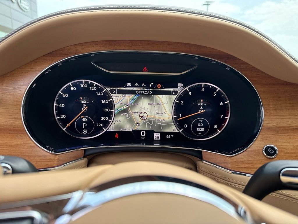 Used 2024 Midnight Emerald Metallic Bentley Azure image 10