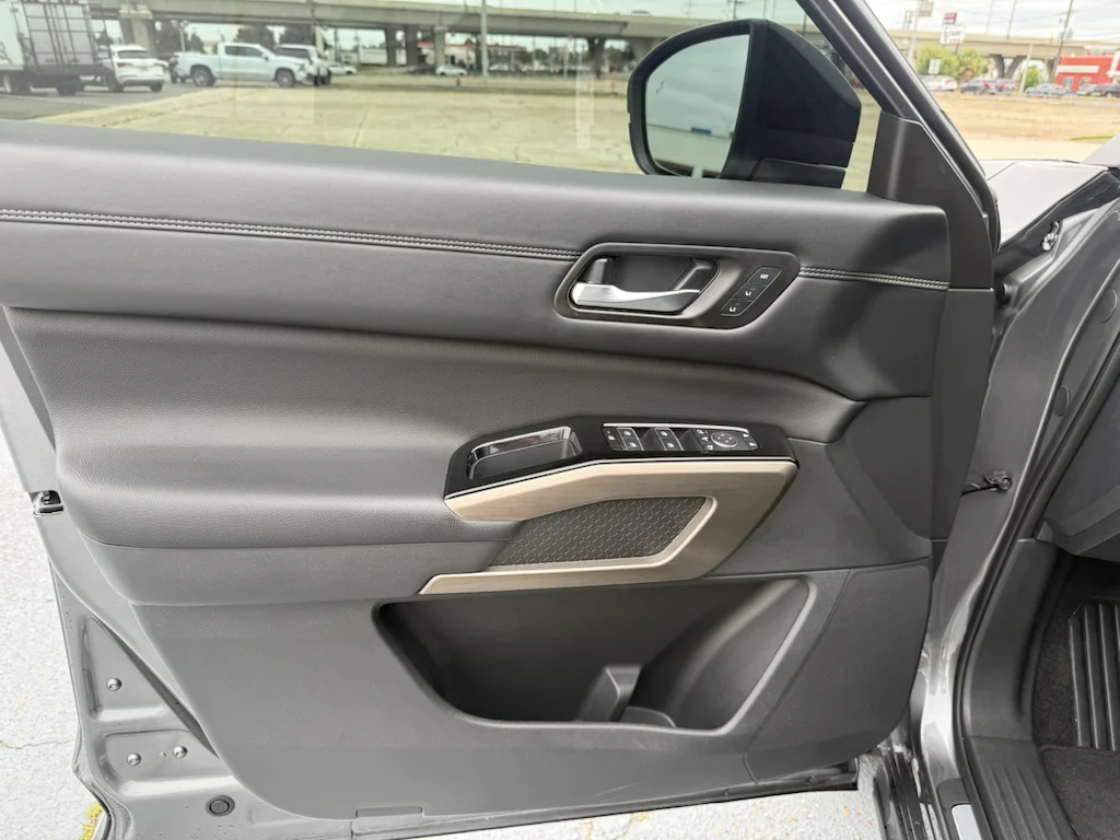 2024 Nissan Pathfinder Platinum - Photo 10