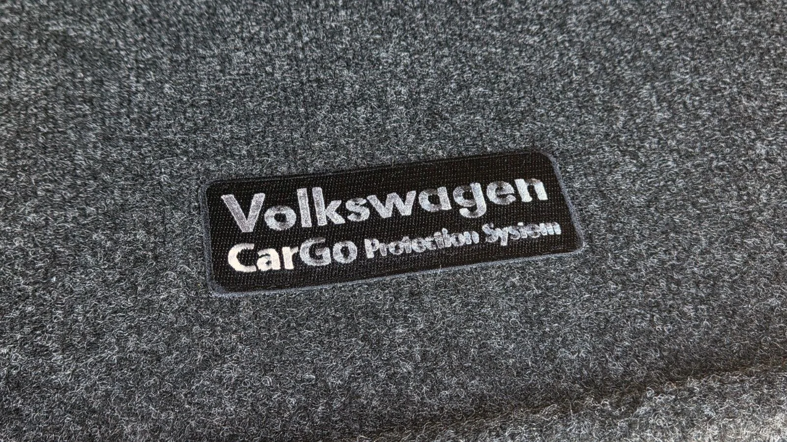 New 2027 Opal White Pearl Volkswagen SEL R-Line image 61