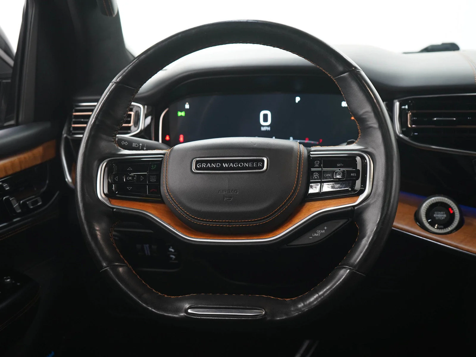 Used 2023 Diamond Black Crystal Pearlcoat Jeep Series III image 19