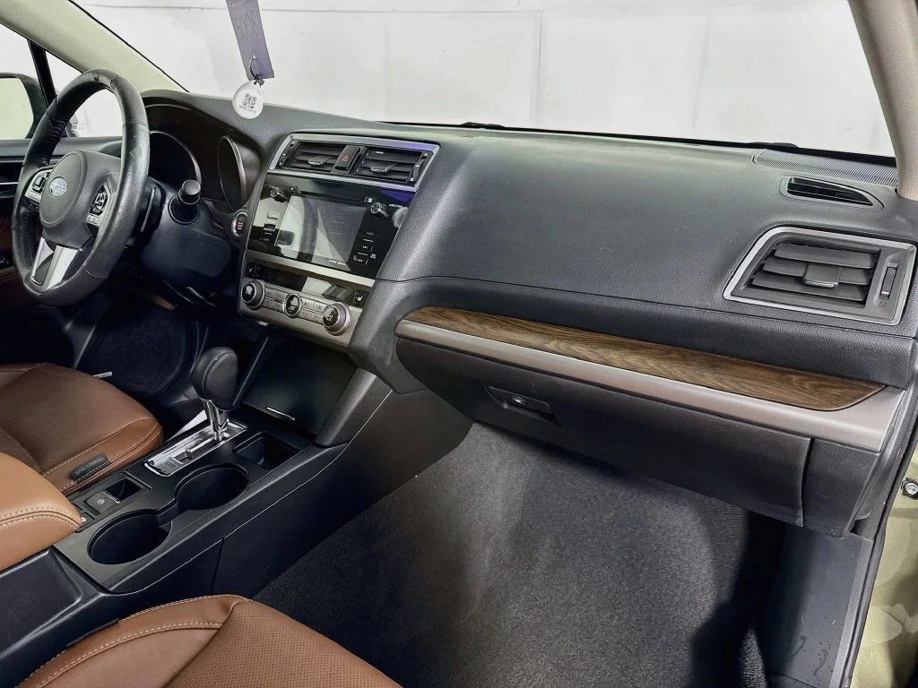 Used 2017 Green Subaru 2.5i image 37