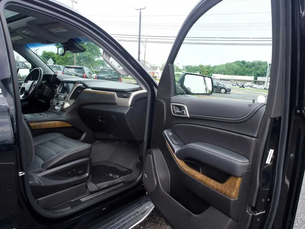 Certified Used 2019 ONYX BLACK GMC Denali image 36