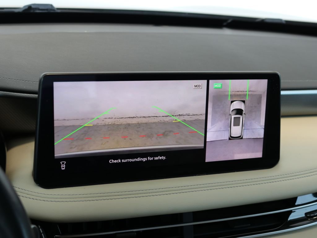 Used 2023 Silver INFINITI LUXE image 12