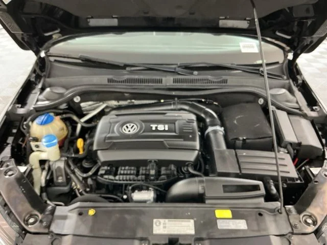 Used 2016 Black Uni Volkswagen 1.8T SEL image 30