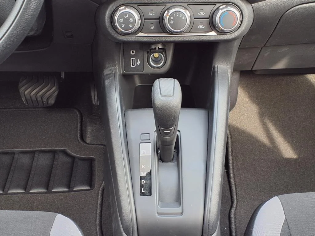 2025 Nissan Versa Sedan S - Photo 18