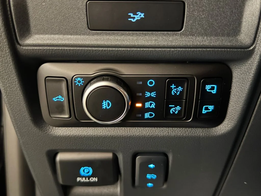 New 2026 Black Ford Lariat image 32