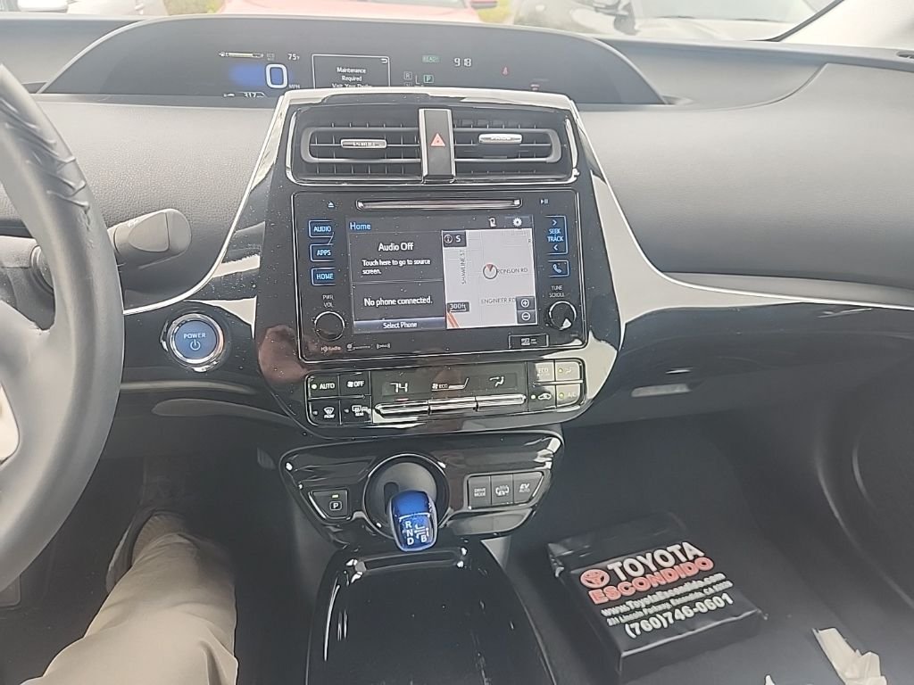 Used 2018 Silver Toyota Plus image 24
