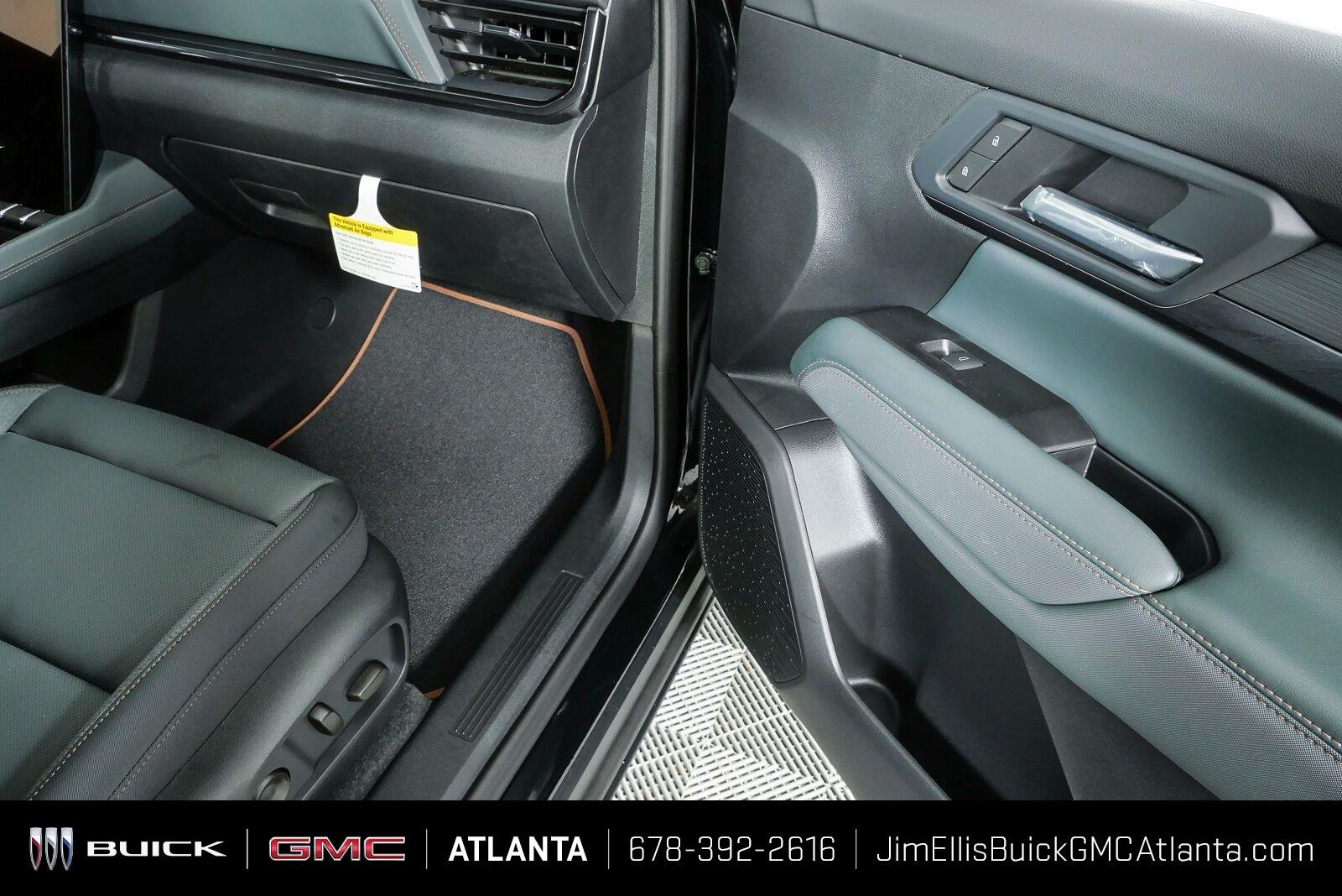 2027 GMC Terrain AT4 - Photo 24