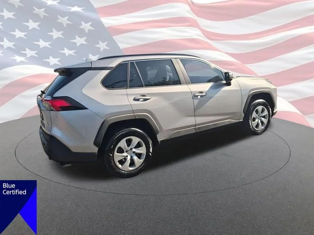 Used 2021 Silver Toyota LE image 3