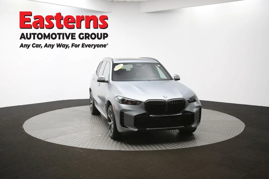 Used 2025 Gray BMW xDrive40i image 52
