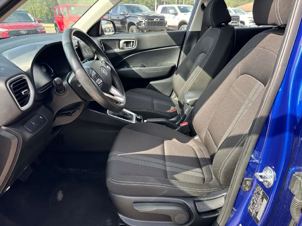 Used 2025 Blue Hyundai SEL image 36
