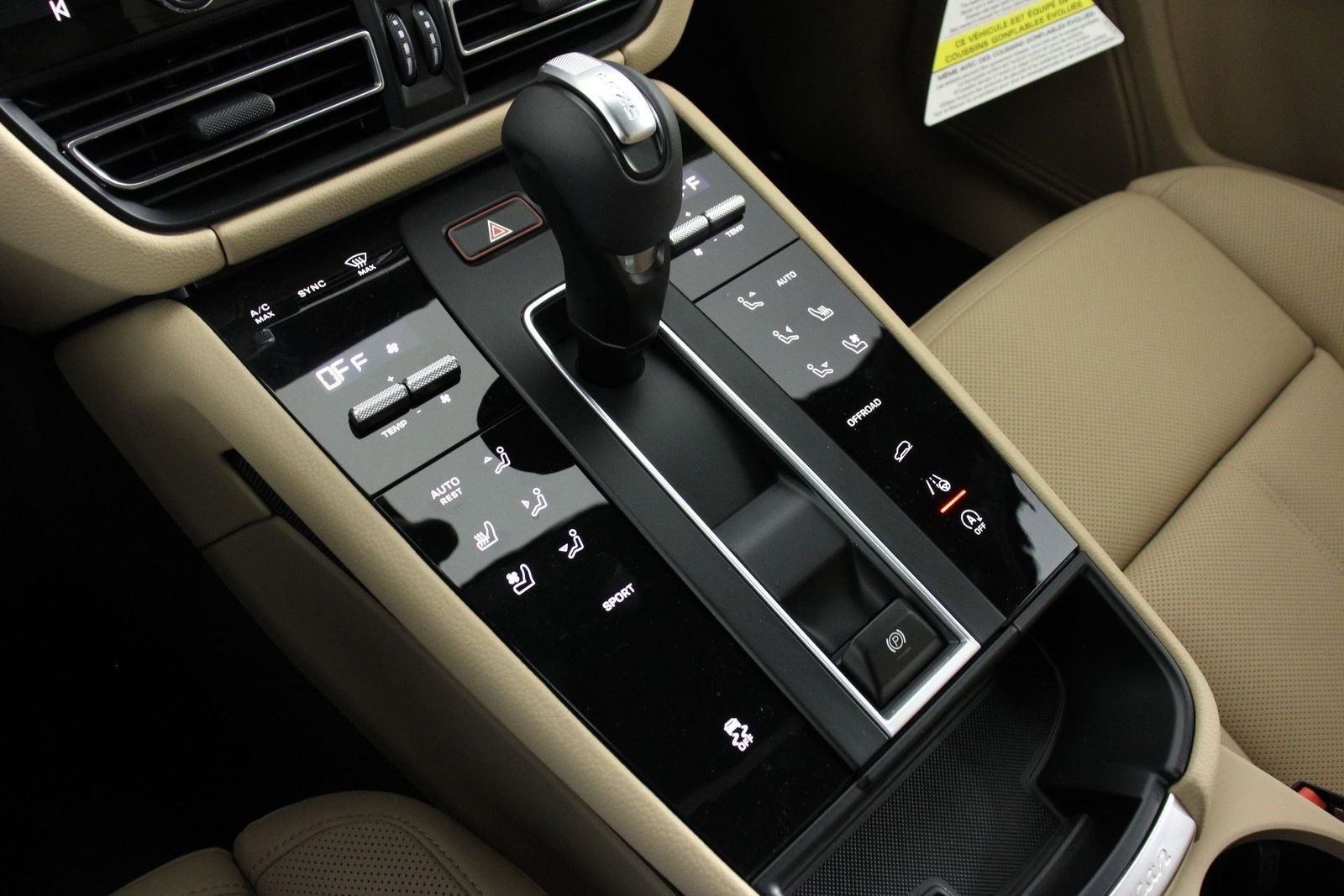 2026 Porsche Macan Base - Photo 14