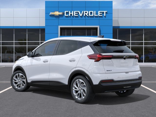 New 2027 Summit White Chevrolet LT image 3