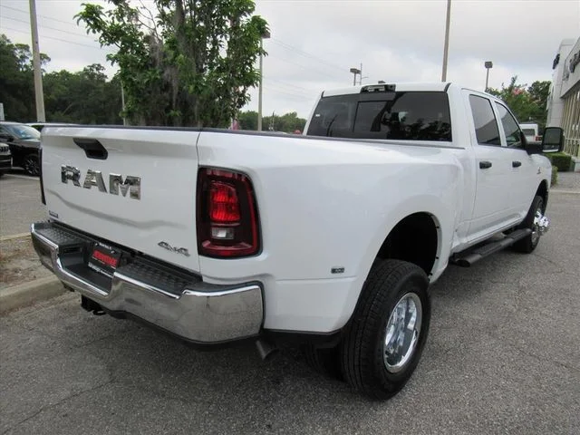 New 2026 Bright White Clear-Coat Exterior Paint RAM Tradesman image 6