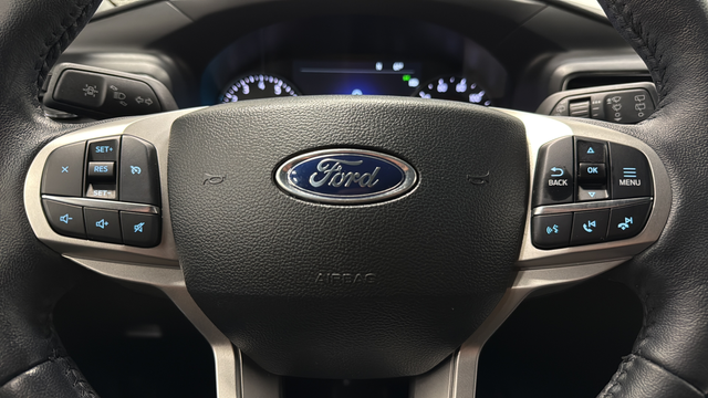 Used 2024 Carbonized Gray Metallic Ford XLT image 15