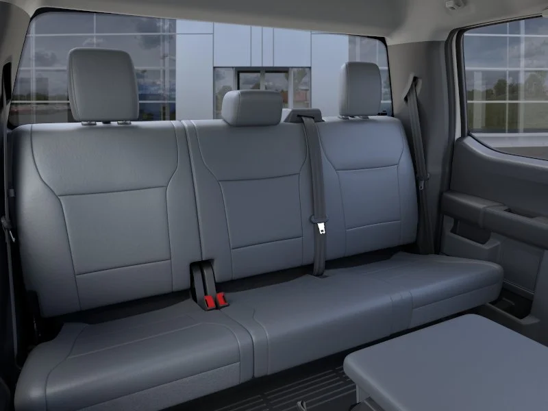 New 2024 Oxford White Ford F-250® XL image 11