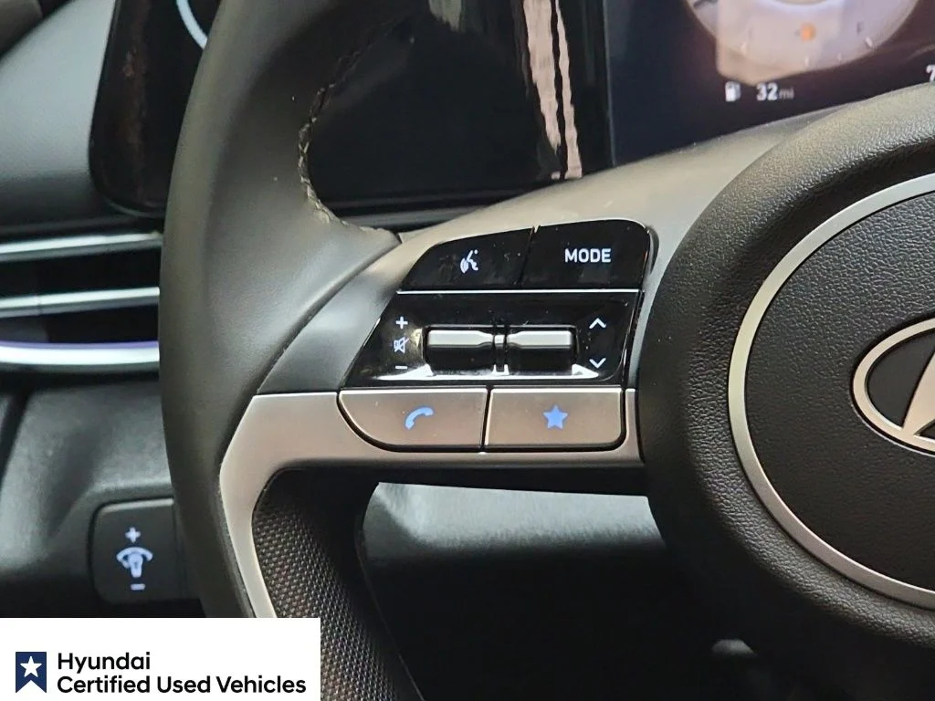 Certified Used 2025 Abyss Black Hyundai SEL Convenience image 18