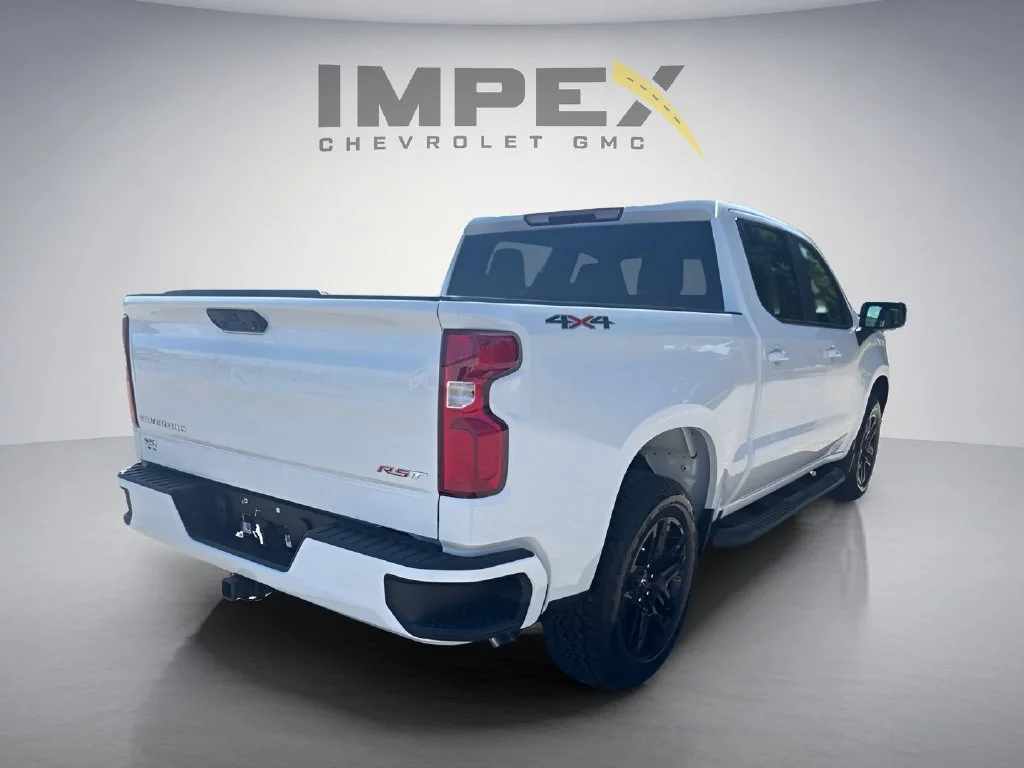 New 2026 White Chevrolet RST image 5