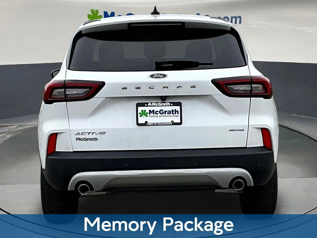 Used 2023 White Ford Active image 7