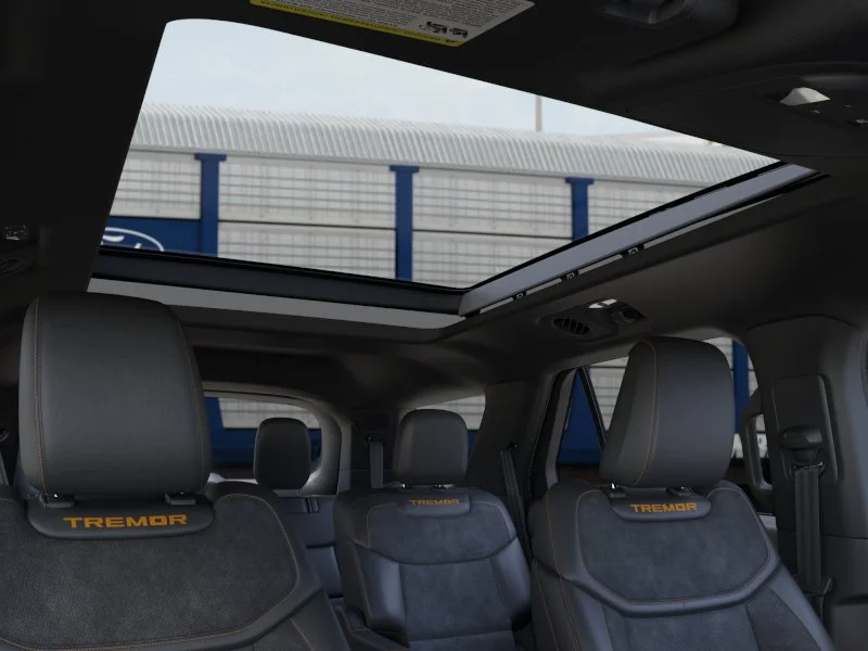 New 2026 Star White Metallic Tri-Coat Ford Tremor® image 22