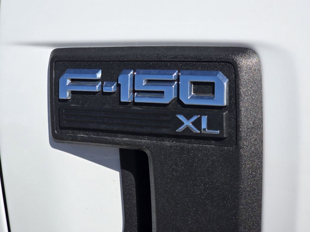New 2026 Oxford White Ford XL image 23