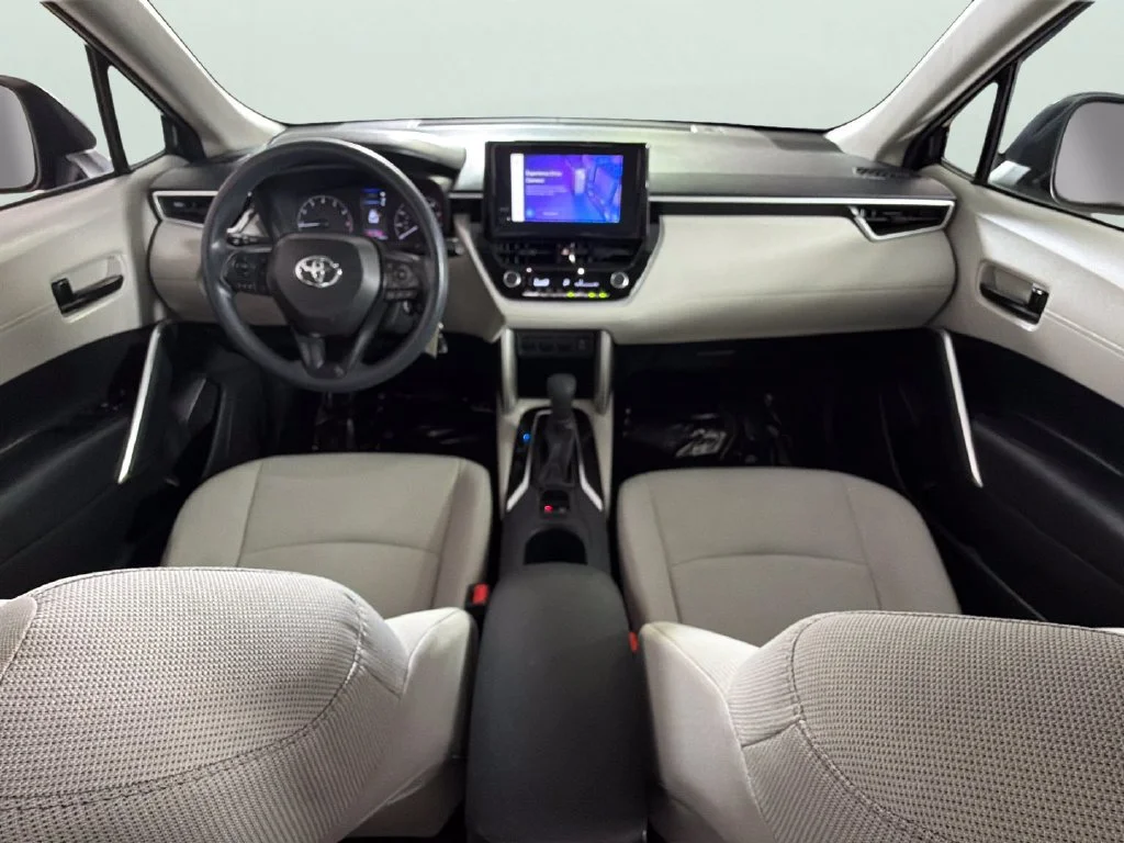 2023 Toyota Corolla Cross L - Photo 30