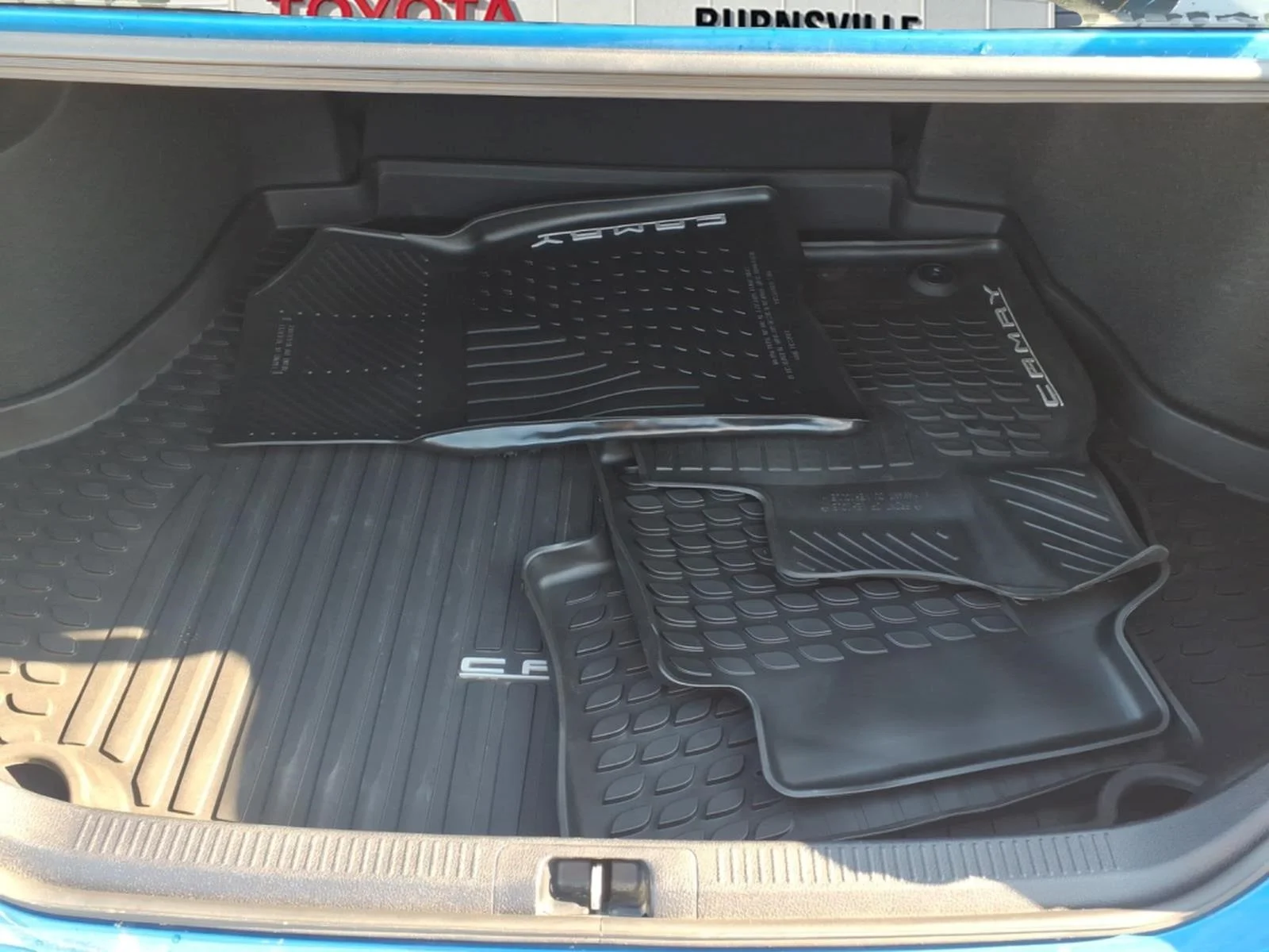 Used 2020 Blue Toyota LE image 19