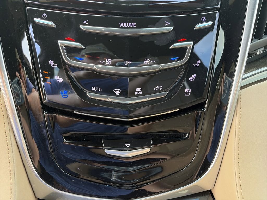 Used 2019 Black Cadillac Platinum Edition image 28
