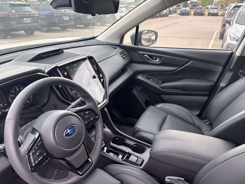Used 2026 White Subaru Onyx Edition Touring image 4