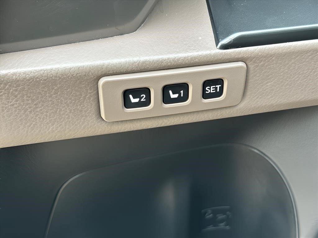 Used 2023 Black Onyx Lexus GX 460 Premium image 22