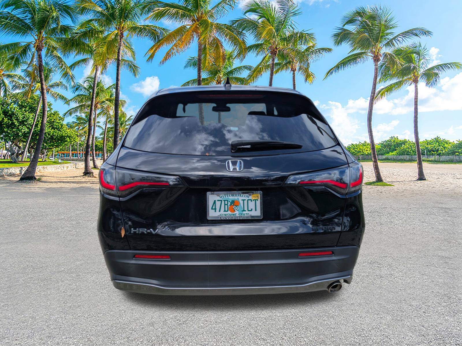 Used 2024  Honda Sport image 5