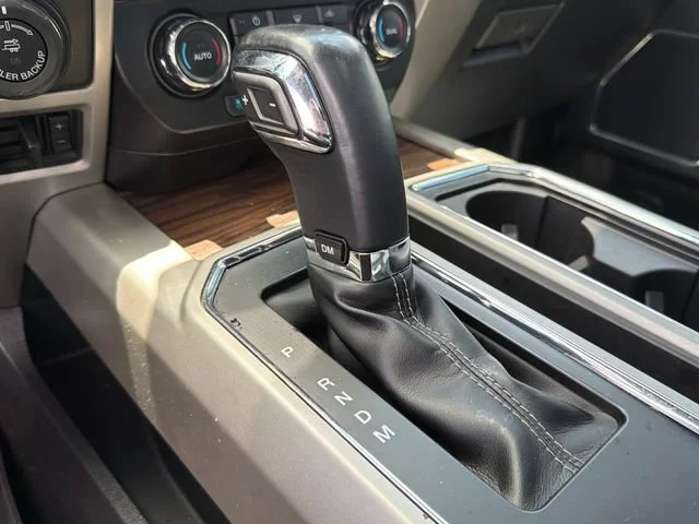 Used 2019 Black Ford LARIAT image 31